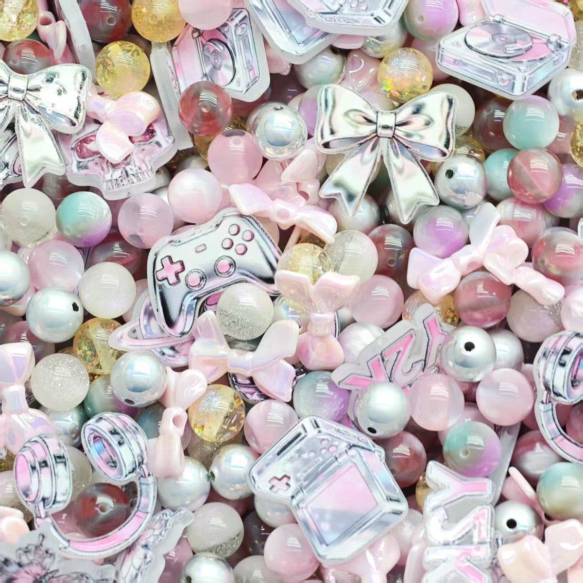 Acrylic beads - Y2K (for beadable pens, keychains, phone chains)