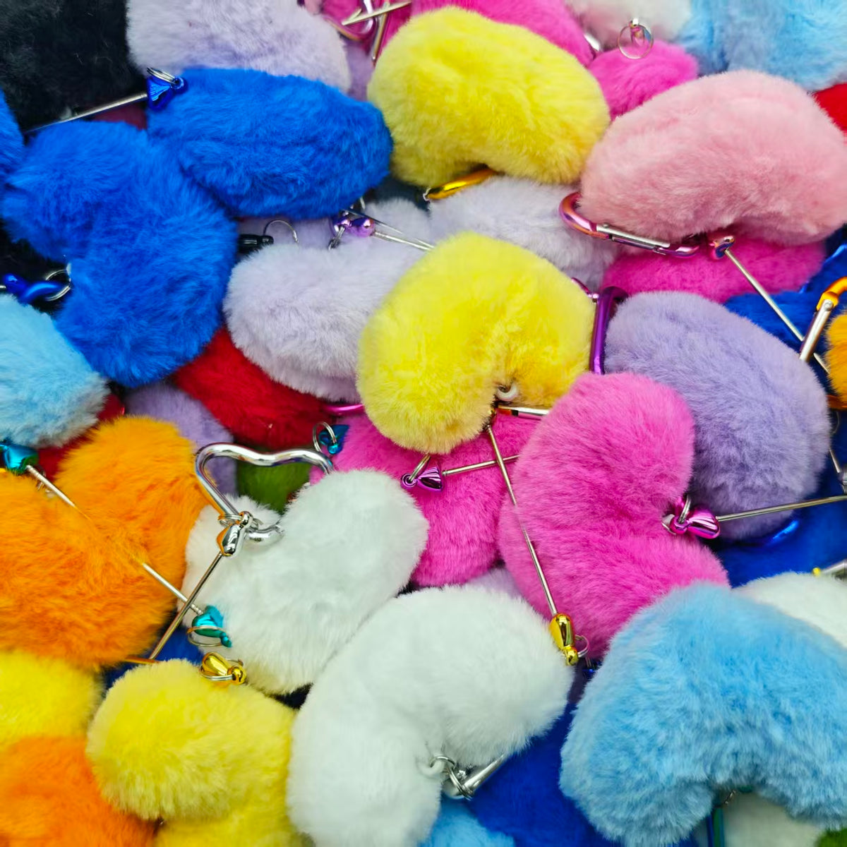 Big sale！ Pompom beaded keychains